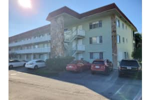 3300 Springdale Boulevard 318, Palm Springs, FL 33461 - MLS#R11022633