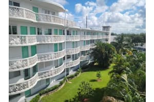 2381 Sunset Avenue 406, Lake Worth Beach, FL 33461 - MLS#R11022647