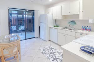 8069 SE Villa Circle, Hobe Sound, FL 33455 Sold 10/31/24