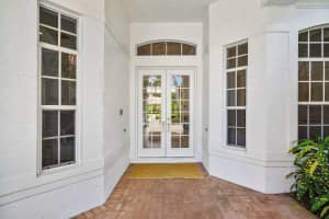132 Pembroke Drive, Palm Beach Gardens, FL 33418 Sold 12/03/24