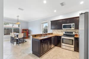 7078 Chesapeake Circle, Boynton Beach, FL 33436 Sold 04/25/25