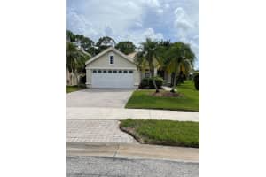 565 SW New Castle Cove, Port Saint Lucie, FL 34986 Sold 09/17/25
