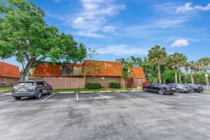 8113 S Coral Circle 8113, North Lauderdale, FL 33068 Sold 11/19/24