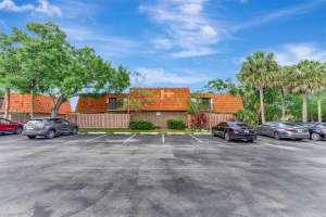 8113 S Coral Circle 8113, North Lauderdale, FL 33068 Sold 11/19/24