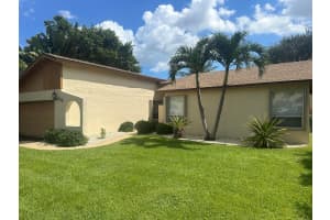 208 NW 40th Terrace, Deerfield Beach, FL 33442 Sold 01/24/25