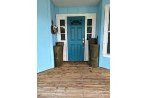 341 Suwanee Avenue, Jupiter, FL 33458 Sold 11/04/24