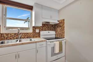 2607 Dudley Drive W I, West Palm Beach, FL 33415 Sold 02/14/25