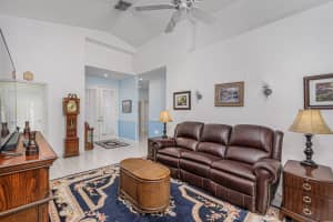 577 SW Saint Kitts Cove, Port Saint Lucie, FL 34986 Sold 01/27/25
