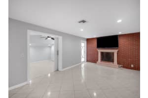 5538 Forest Hill Boulevard, West Palm Beach, FL 33415 Sold 11/04/24