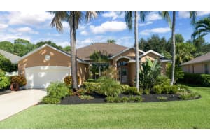 168 SW Fernleaf Trail, Port Saint Lucie, FL 34953 Sold 04/15/25