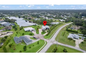 202 Banks Court, Sebastian, FL 32958 Sold 01/17/25