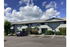 8227 SE Croft Circle K-8, Hobe Sound, FL 33455 Sold 02/07/25