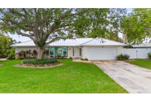 83 Fairview W, Tequesta, FL 33469 Sold 01/31/25