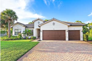 556 SW Sea Green Street, Palm City, FL 34990 Sold 11/15/24