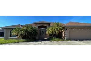 907 Sawgrass Street, Clewiston