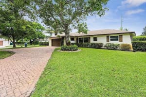307 W Riverside Drive, Jupiter, FL 33469 Sold 12/22/24