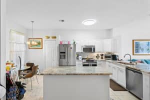 3162 Via Poinciana 2, Lake Worth, FL 33467 Sold 11/19/24