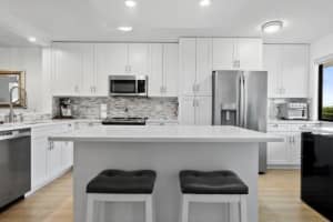 3138 Via Poinciana 411, Lake Worth, FL 33467 Sold 12/04/24