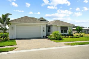 6418 High Pointe Circle, Vero Beach