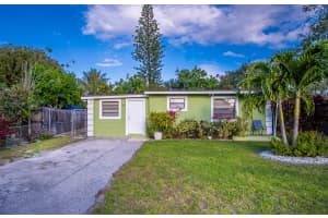 3148 E Palm Drive, Boynton Beach, FL 33435 Sold 01/09/25
