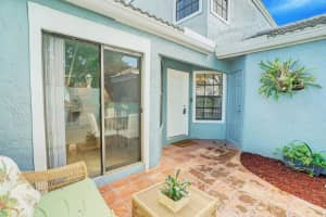 8200 Waterford Lane, Tamarac, FL 33321 Sold 10/31/24