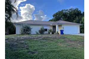 374 Benschop Street, Sebastian, FL 32958 Sold 10/14/24