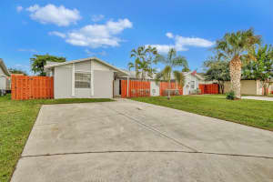 8716 Satalite Ter Terrace, West Palm Beach, FL 33403 Sold 01/10/25