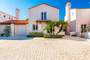 4904 Wood Duck Circle, Vero Beach, FL 32967 Sold 12/12/24