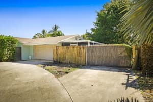 391 W Riverside Drive, Tequesta, FL 33469 Sold 11/20/24