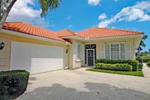 7992 SE Double Tree Drive, Hobe Sound, FL 33455 Sold 11/22/24
