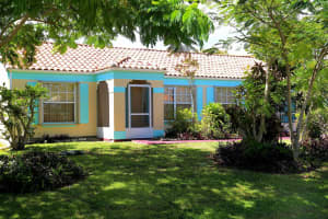 2261 SE Mandrake Circle, Port Saint Lucie, FL 34952 Sold 11/21/24
