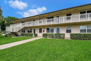 327 Chatham P, West Palm Beach, FL 33417 Sold 02/27/25