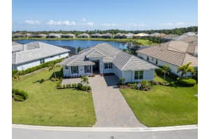 5690 Bent Pine Square, Vero Beach, FL 32967 Sold 01/30/25