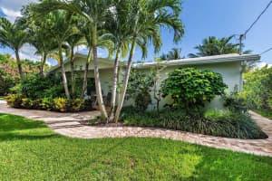 2254 Edgewater Drive, West Palm Beach, FL 33406 Sold 12/06/24