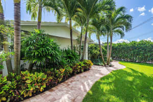 2254 Edgewater Drive, West Palm Beach, FL 33406 Sold 12/06/24