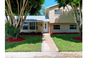 1425 40th Street, West Palm Beach, FL 33407 Sold 11/25/24