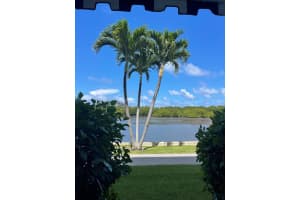 2165 Ibis Isle Road 3, Palm Beach, FL 33480 Sold 11/07/24