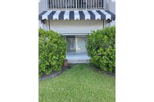 2165 Ibis Isle Road 3, Palm Beach, FL 33480 Sold 11/07/24