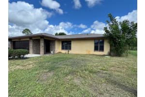 1061 SE Lansdowne Avenue, Port Saint Lucie, FL 34983 Sold 10/11/24
