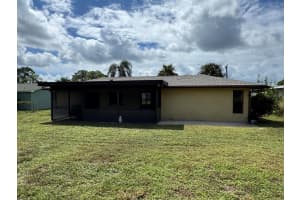 1061 SE Lansdowne Avenue, Port Saint Lucie, FL 34983 Sold 10/11/24