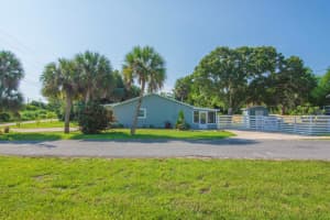 5287 N Old Dixie Highway, Fort Pierce, FL 34950 Sold 03/07/25
