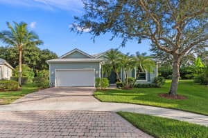 466 NE Bluefish Point, Port Saint Lucie, FL 34983 Sold 11/26/24
