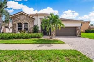 1752 Belmont Circle SW, Vero Beach, FL 32968 Sold 11/20/24