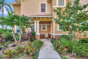 880 Millbrae Court 6, West Palm Beach, FL 33401 Sold 01/09/25