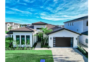 3502 Ashwood Circle N, Hollywood, FL 33312 Sold 01/29/25