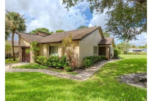 158 Ramblewood Circle, Royal Palm Beach, FL 33411 Sold 11/12/24