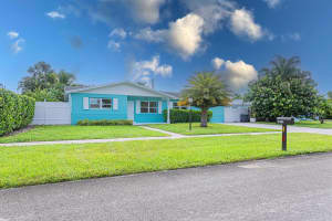 2301 Edgewater Drive, West Palm Beach, FL 33406 Sold 09/26/25