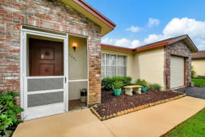 7351 Pine Park Drive N, Lake Worth, FL 33467 Sold 11/15/24