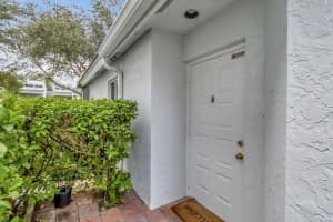 MLS# R11024483, Boca Raton, Florida 33433