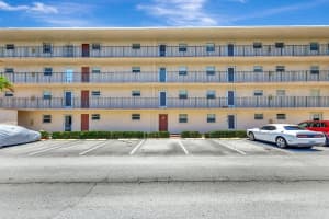 711 Lori Drive 110, Palm Springs, FL 33461 Sold 11/05/24